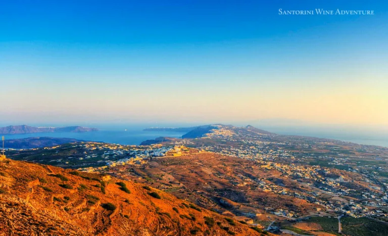 Private Tour: Great Wines and Santorini Famous Towns