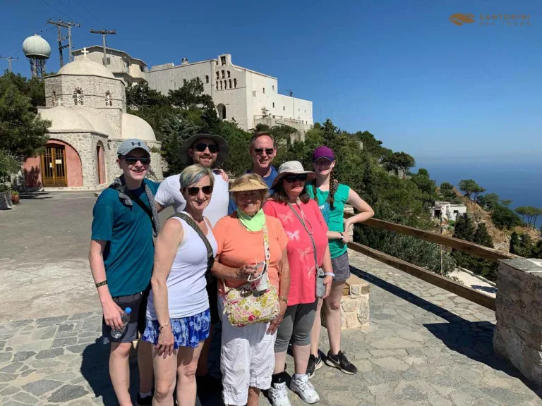 Santorini in a Day: 4-Hour Private Best of Santorini Tour