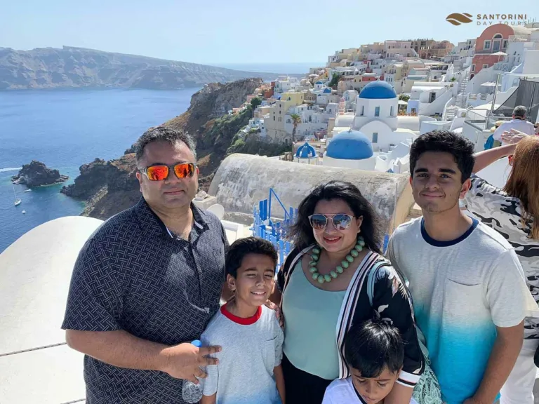 Santorini in a Day: 6-Hour Private Best of Santorini Tour