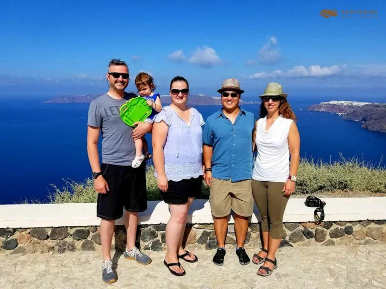 Santorini in a Day: 4-Hour Private Best of Santorini Tour