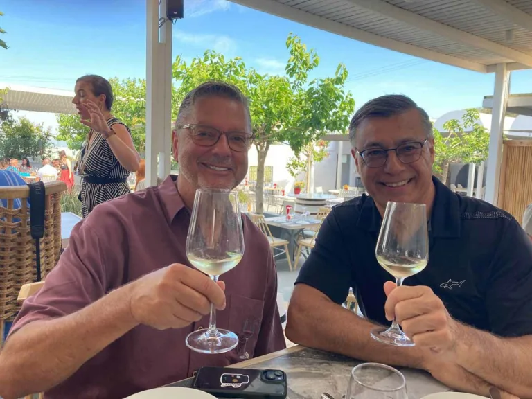 Santorini Highlights: 5-Hour Private Tour with Wine Tasting