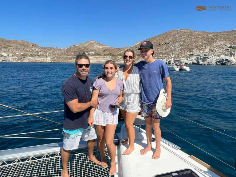 Santorini Boat Tour: Luxury Morning Cruise from Ammoudi Pier