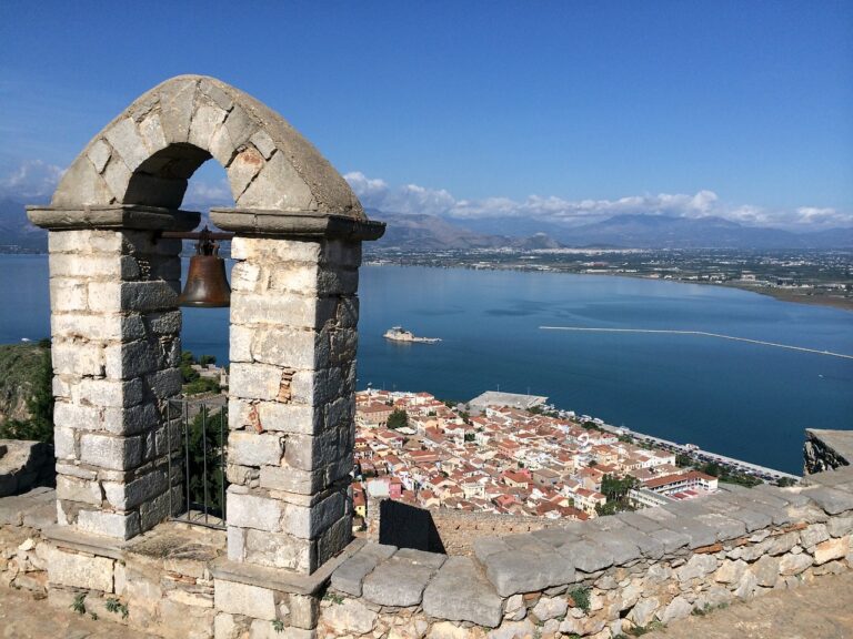 Athens to Nafplion Helicopter Flight