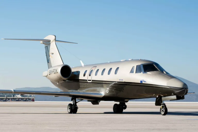 Santorini to Mykonos Private Jet