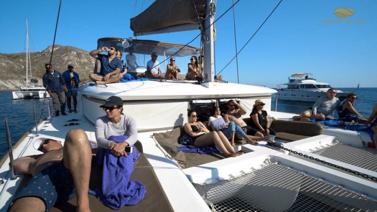 Luxury Santorini Sunset Cruise to Ammoudi Pier