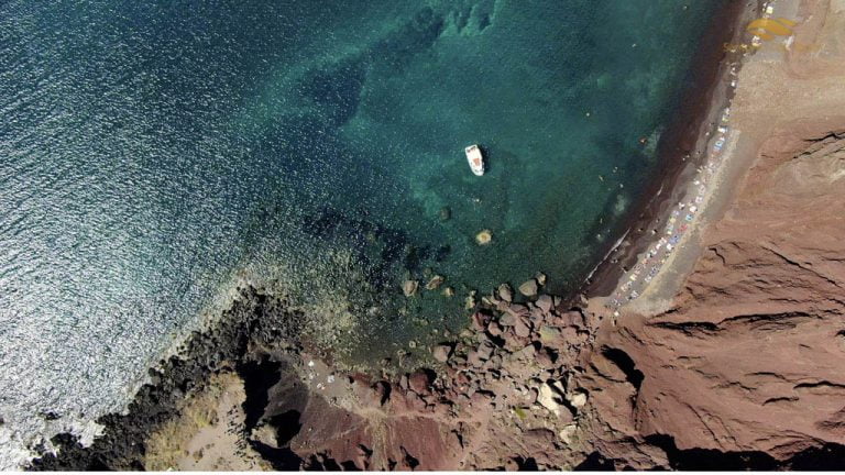Santorini Highlights: 6-Hour Private Tour with Wine Tasting