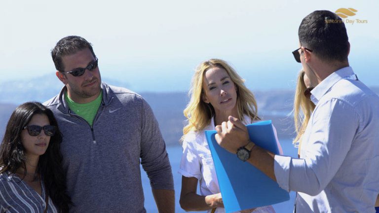 Amazing Santorini: 8-Hour Private Full-Day Santorini Tour