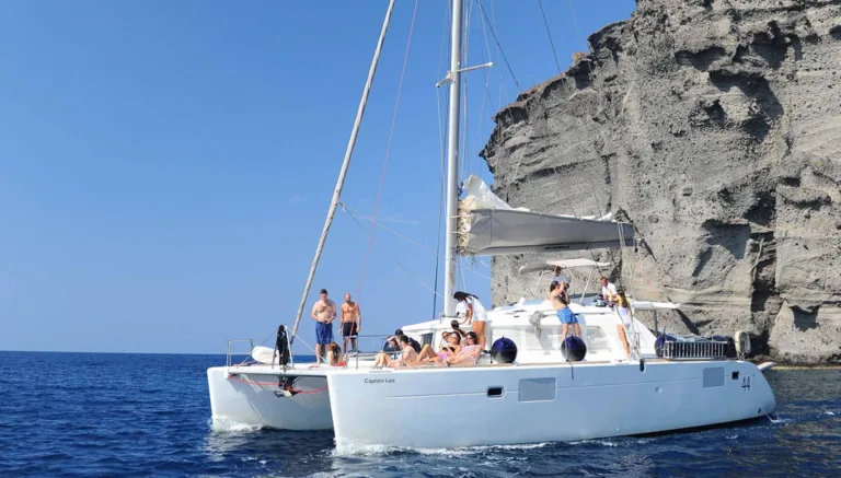 Santorini Cruise Port: 4-Hour Private Caldera Cruise with Luxury Catamaran
