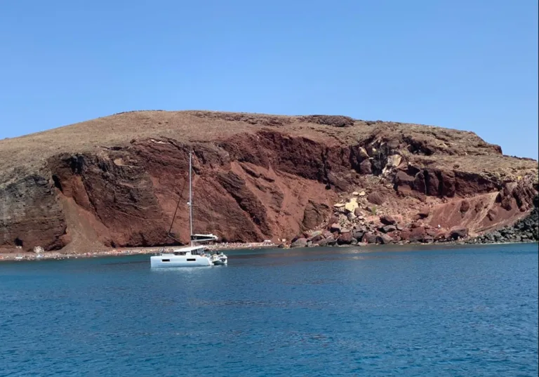 Santorini Cruise Port: 4-Hour Private Caldera Cruise with Luxury Catamaran