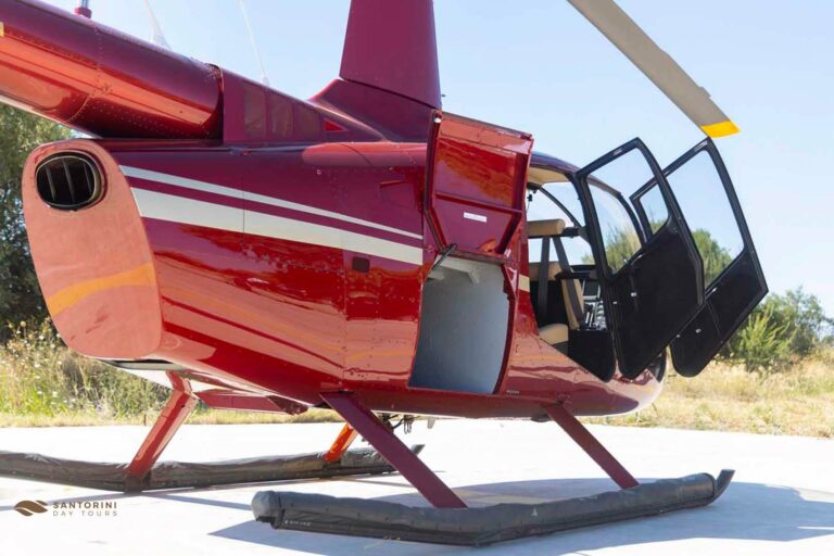 Private Helicopter Transfers - santorinidaytours.gr