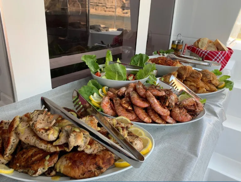 Santorini Boat Tour: Luxury Morning Cruise from Ammoudi Pier