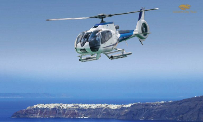 30-Minute Santorini Helicopter Flight