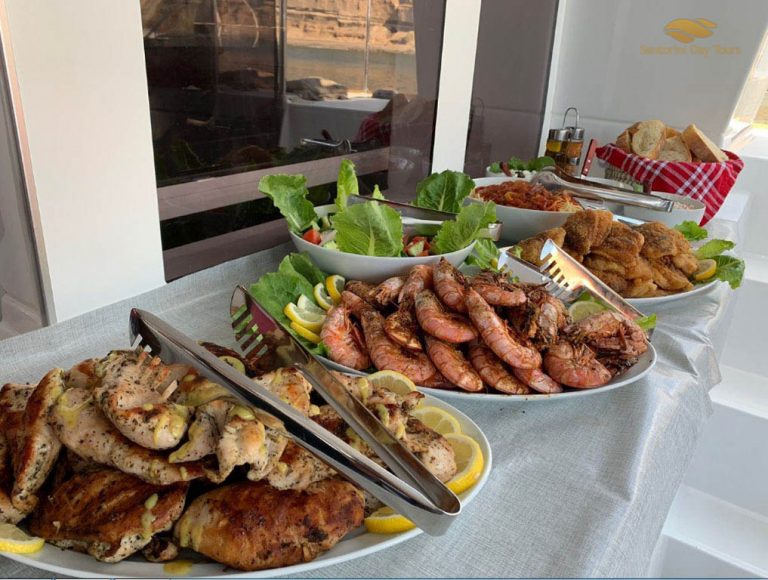 Luxury Santorini Sunset Cruise to Ammoudi Pier