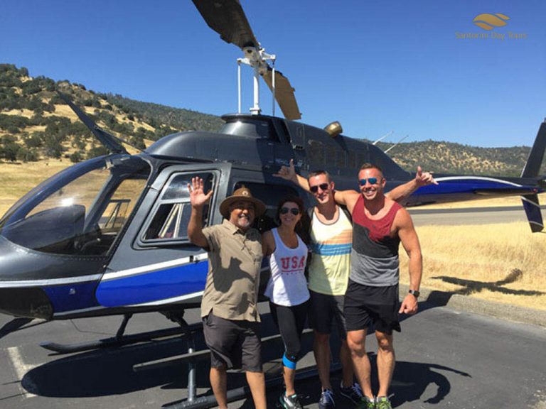 30-Minute Santorini Helicopter Flight