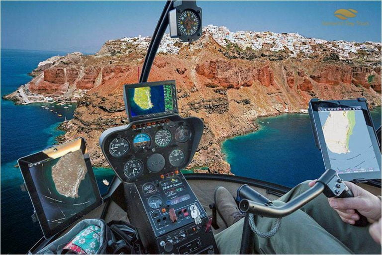 30-Minute Santorini Helicopter Flight