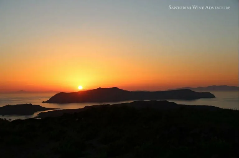 Santorini Wine Adventure: Sunset Tour