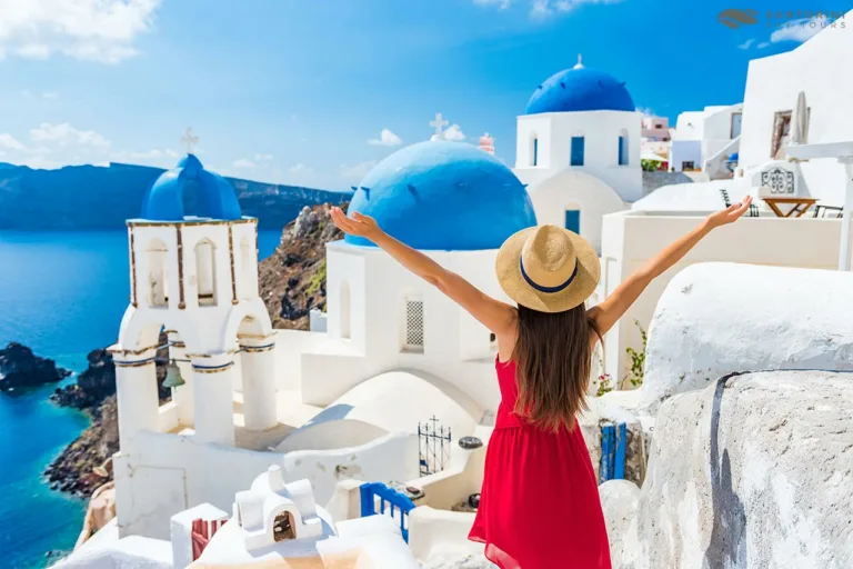 Santorini in a Day: 6-Hour Private Best of Santorini Tour